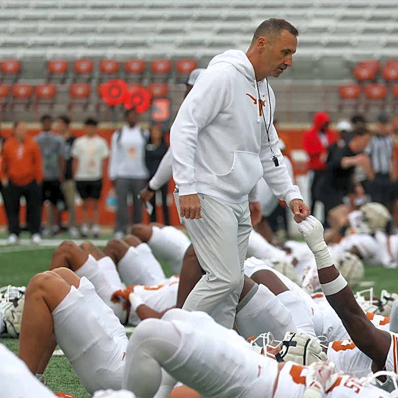 Steve Sarkisian encouraged by Texas’ health