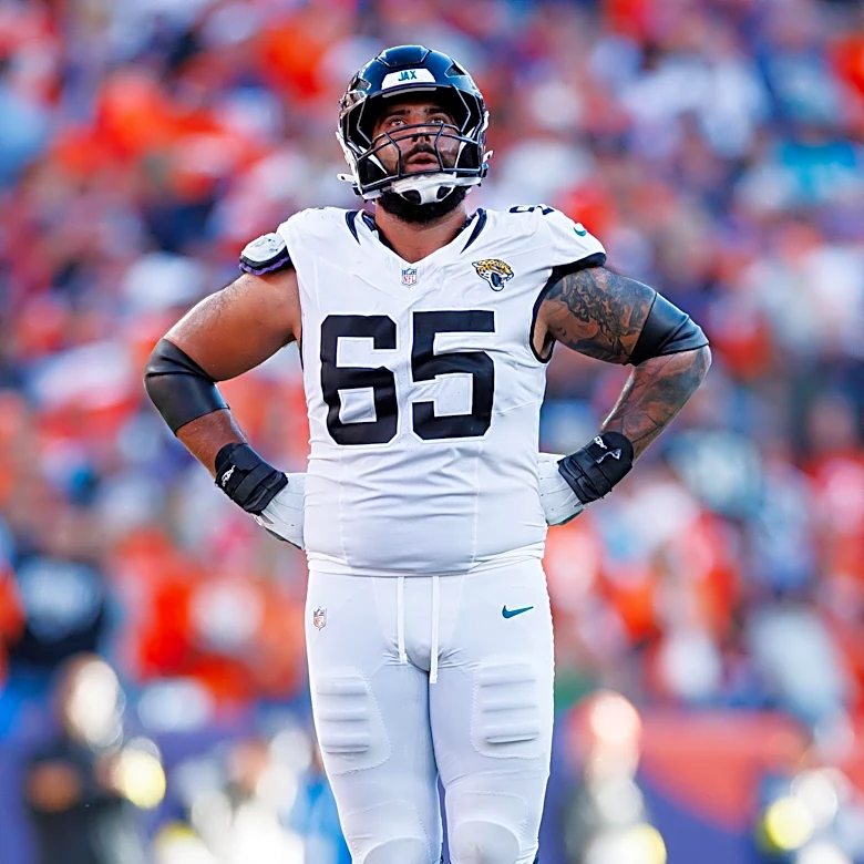 Patrick Mekari Reportedly Undergoes Back Surgery