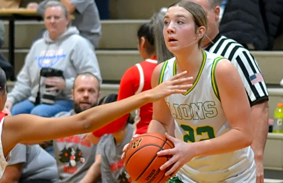 Lisa Fortier Fighting for Four-Star Recruit Finley Parcher’s Attention
