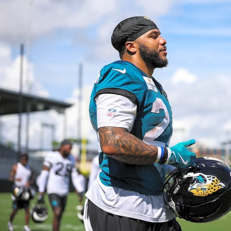 Who is the Jaguars’ new RB1: Bhayshul Tuten or Chris Rodriguez Jr.?
