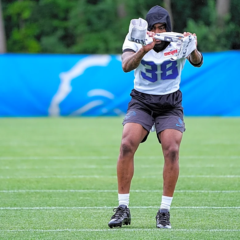 How preseason game 1 shifted Detroit Lions’ roster bubble on defense
