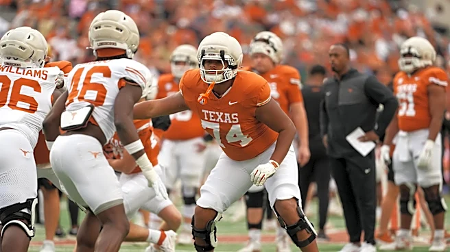 Texas LT Trevor Goosby suffered bone bruise in left knee
