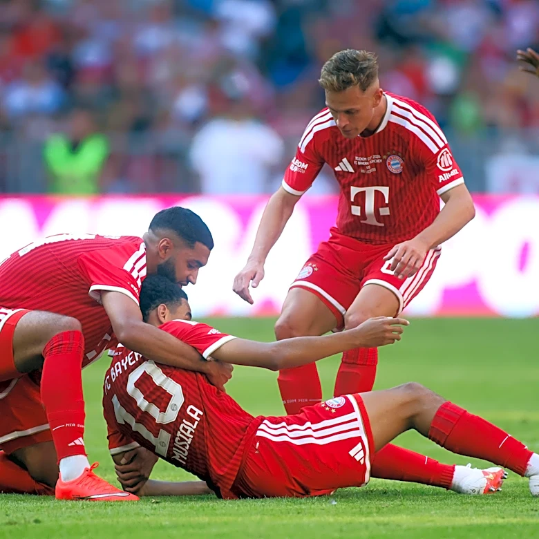 Jamal Musiala collapses once again during Bayern Munich friendly