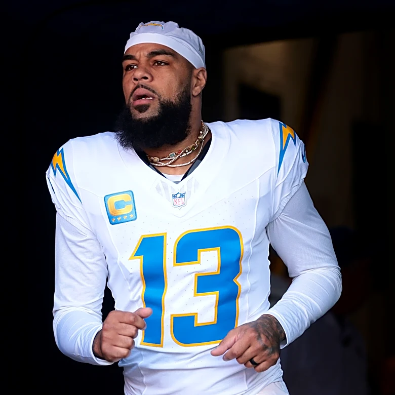 Keenan Allen signs with Colts on 1-year deal
