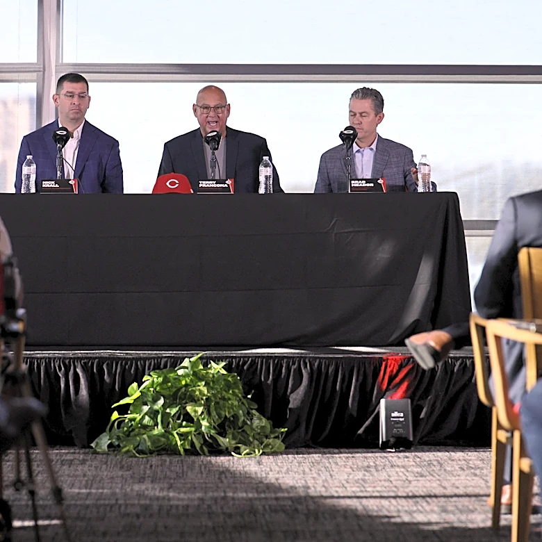 Who shoulders the blame for this latest bad Reds season?
