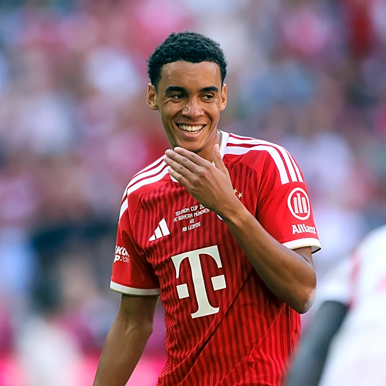 Commiserations pour in for Bayern Munich star Jamal Musiala after his collapse