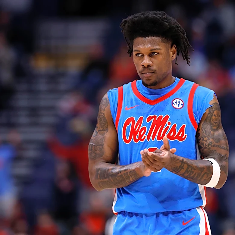 College basketball’s ultimate 5-in-5 man: AJ Storr commits to UNLV