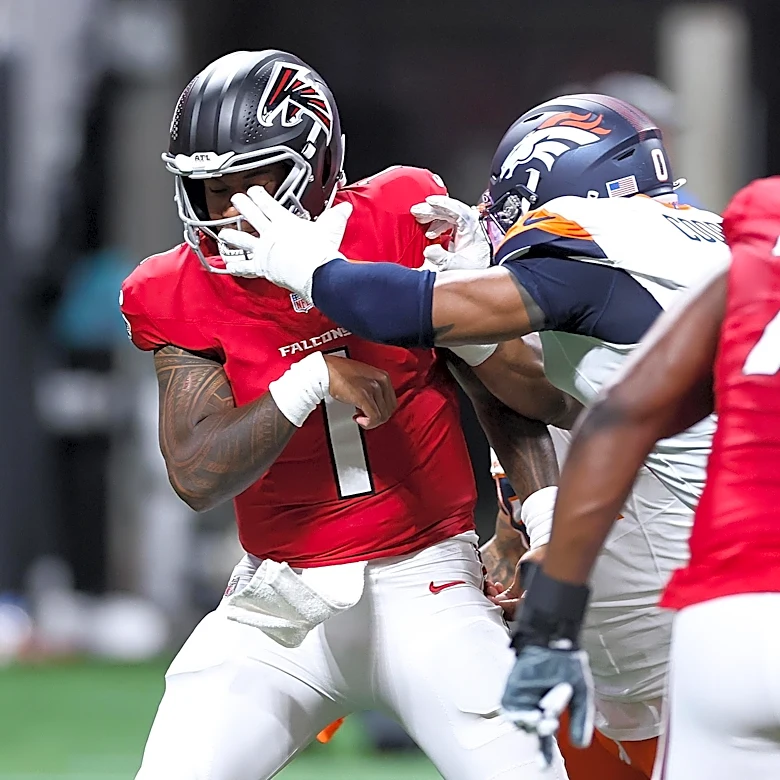 Falcons preseason concerns and Za’Darius Smith signing: Tuesday Takes with Tre’Shon