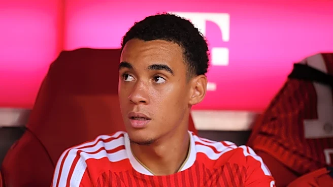 Expert says Bayern Munich star Jamal Musiala can continue to play, but condition could require long-term therapy