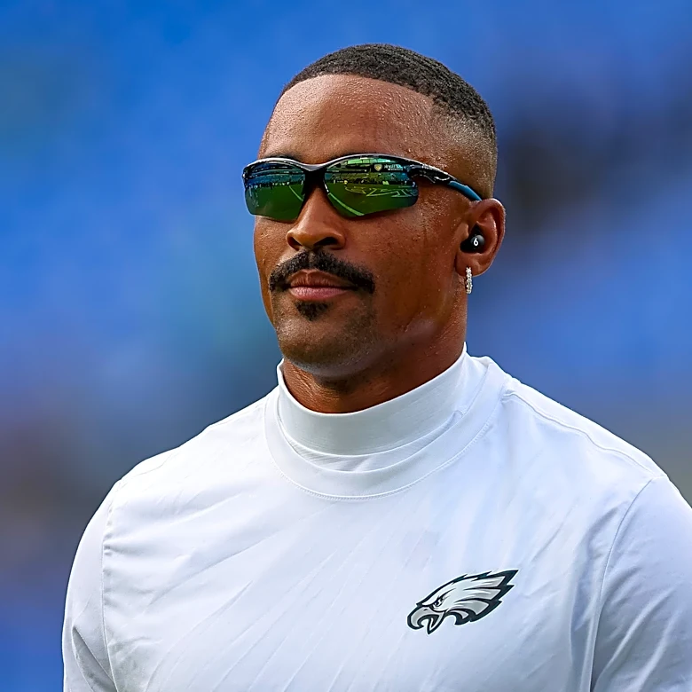 Eagles News: Cool POV video of Jalen Hurts throwing a touchdown
