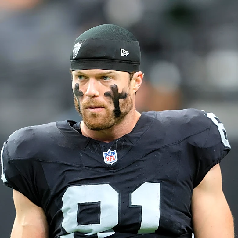 Rams bring back receiver after 7-year absence