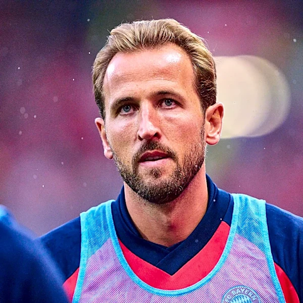 Former England international says Harry Kane should stay at Bayern Munich