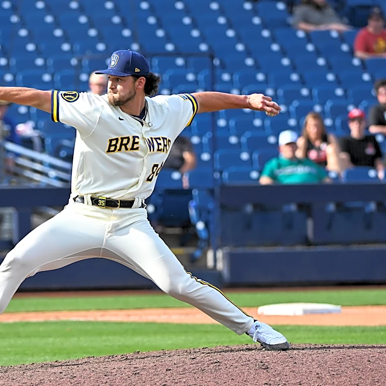 According to reports, Rockies to call up Mark Manfredi