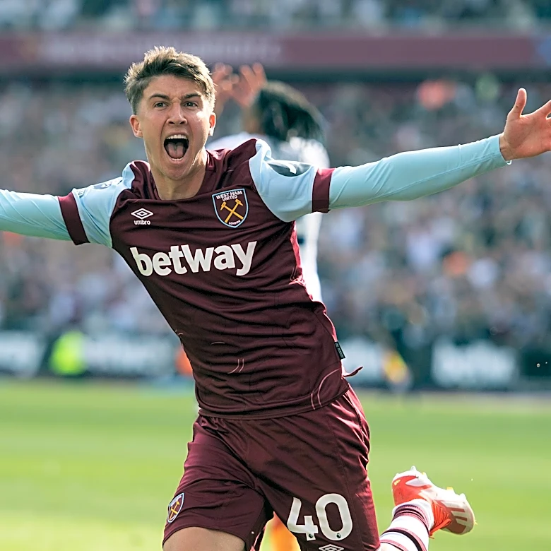 Reading Buy George Earthy From West Ham United