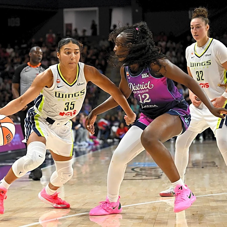 Azzi Fudd to miss remainder of rookie season