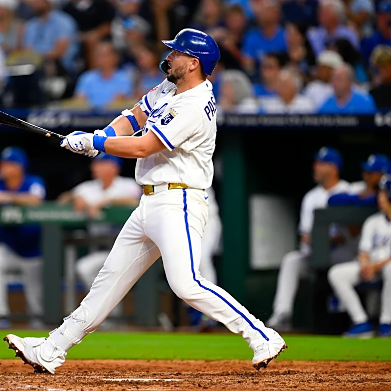 Royals stage another comeback to take the series from the Athletics