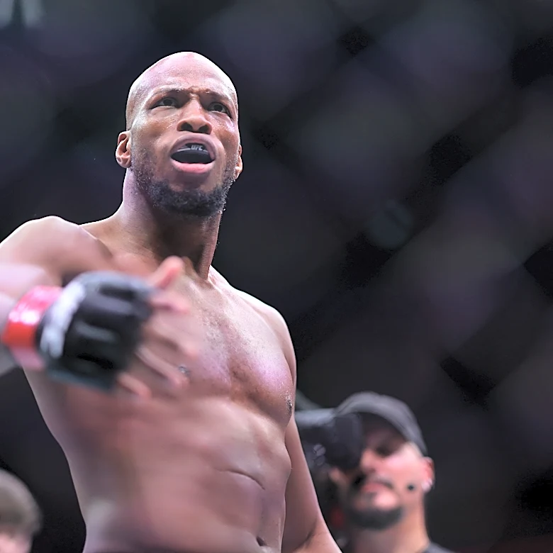 Bellator never die! Michael Page makes unexpected RAF debut versus Alexander Shlemenko on Oct. 13