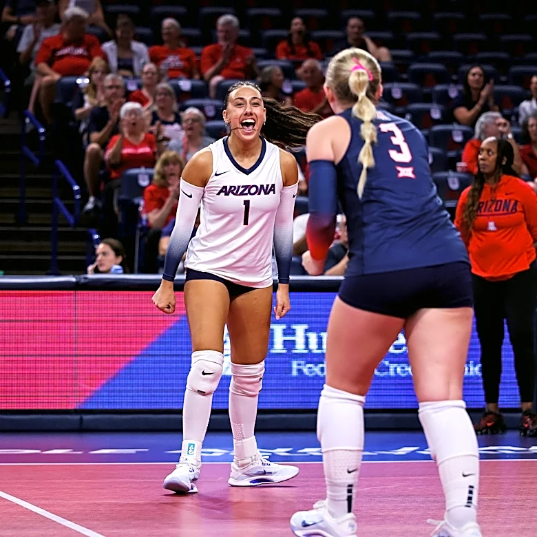 Lights-out performance for Arizona and GCU in volleyball exhibition