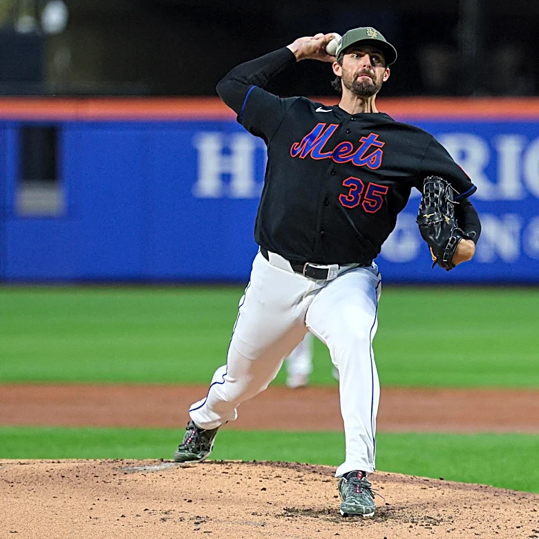 Cubs BCB After Dark: Would you re-sign Clay Holmes?