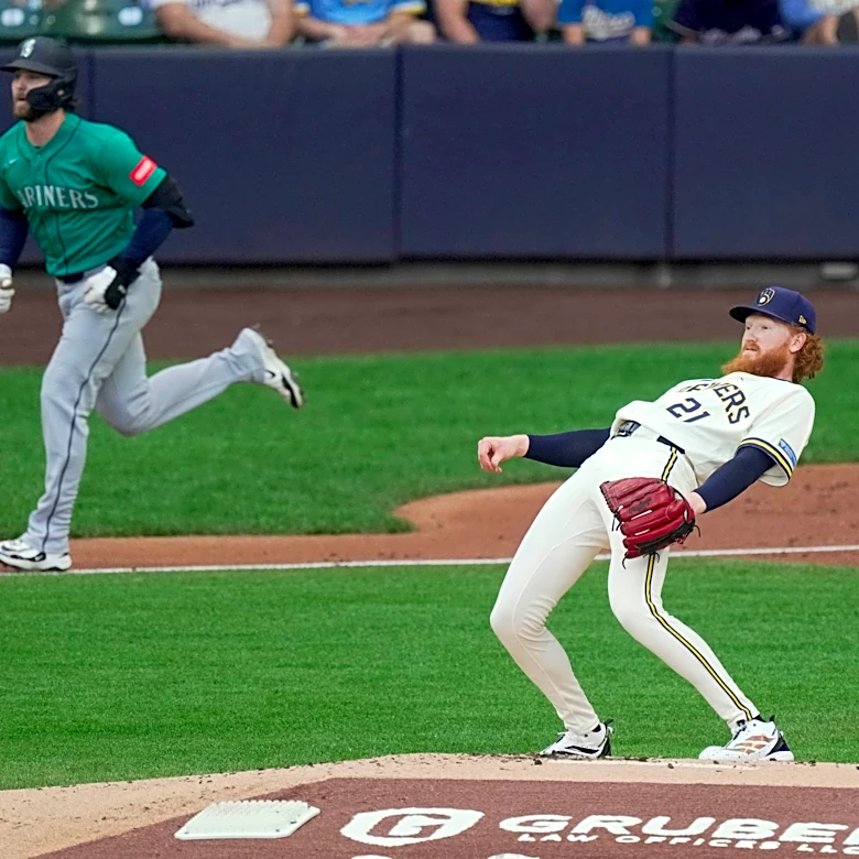 Mariners bounce back with 7-5 win over Brewers