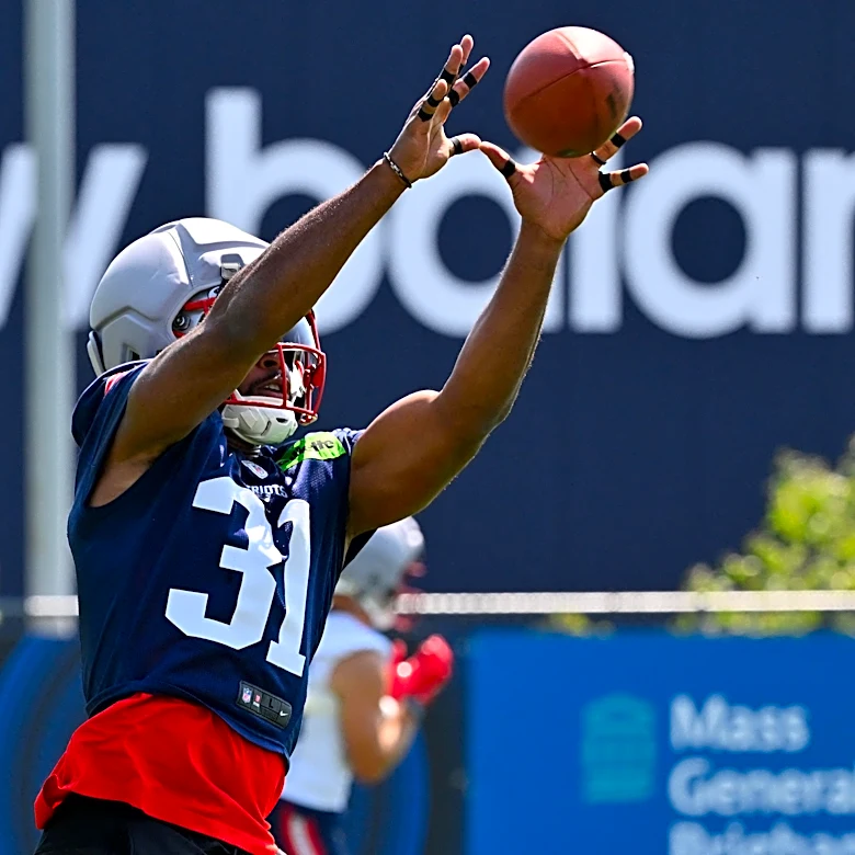 Patriots News: Pats-Eagles confirms offense, secondary on right track