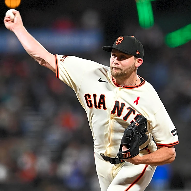 Giants place Keaton Winn on 15-Day IL, recall Reiver Sanmartin