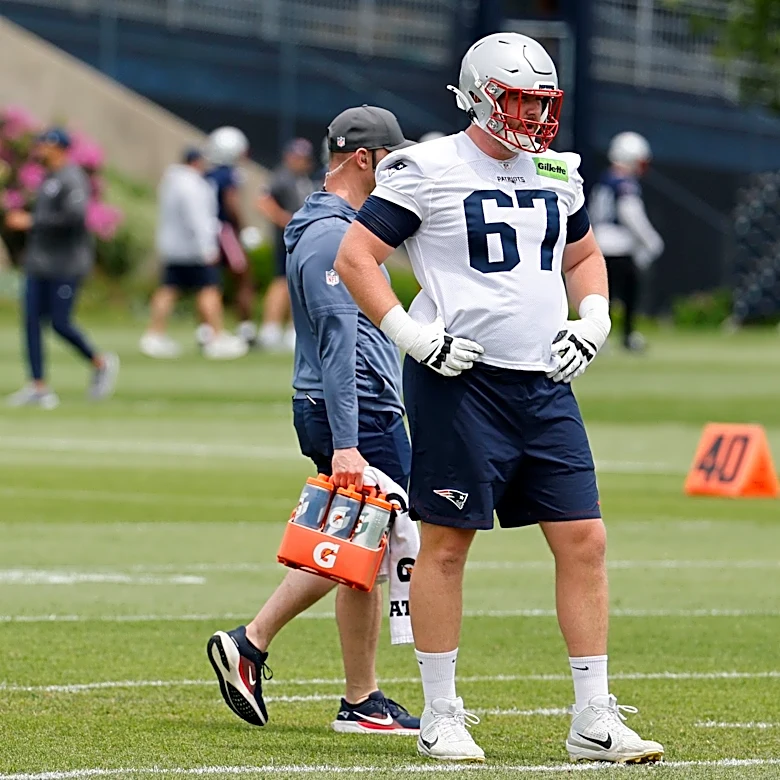 Patriots reach injury settlement with offensive lineman Andrew Rupcich