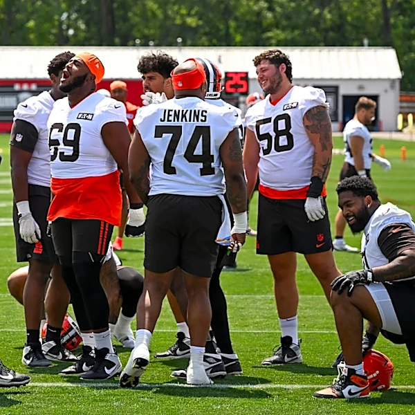 Following Dae’Quan Wright, entire Browns roster enters transfer portal
