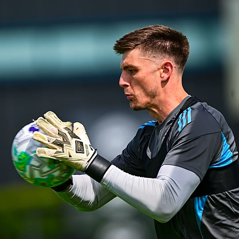 Newcastle Dealing with Potential Nick Pope Transfer Situation: Report