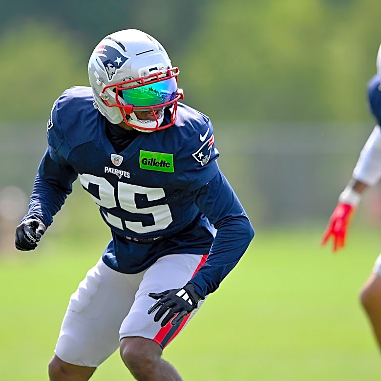 Aggressive Patriots defense stacking interceptions in Eagles joint practices