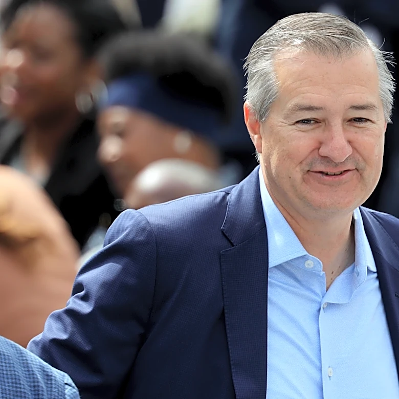 Cubs chairman Tom Ricketts isn’t as ‘cheap’ as some say he is