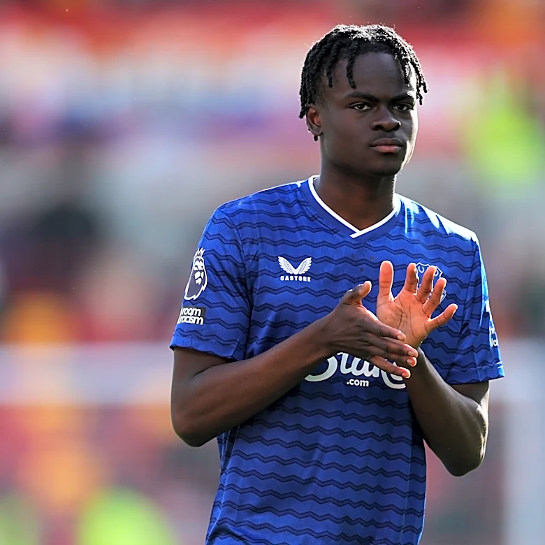 Everton vs Crystal Palace: Predicted Line-Up | Who lines up at right back?