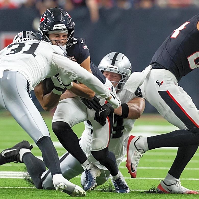 Treydan Stukes has much-needed strong performance in Las Vegas Raiders’ preseason game against Houston Texans