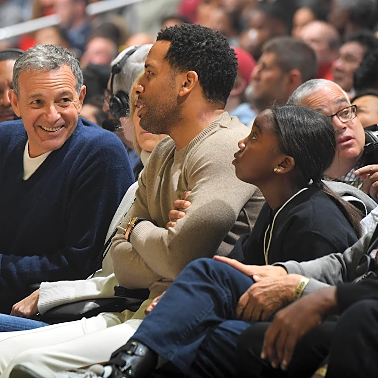 Fans feeling uneasy about new Lakers ownership group
