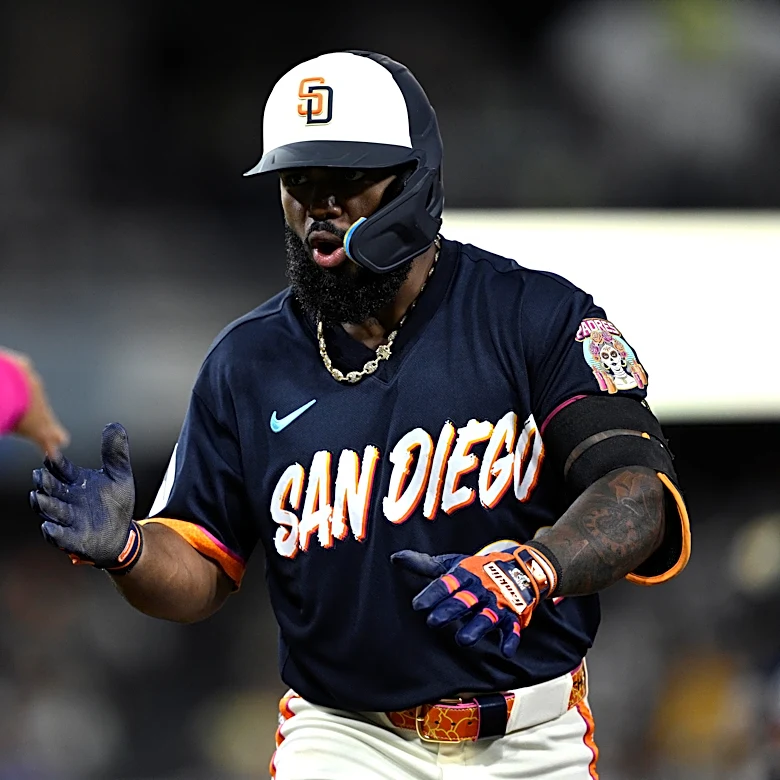 Padres 6, Twins 2: Gaslit in Gaslamp