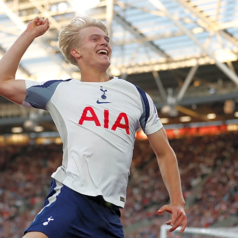 De Zerbi: Lucas Bergvall is staying at Spurs