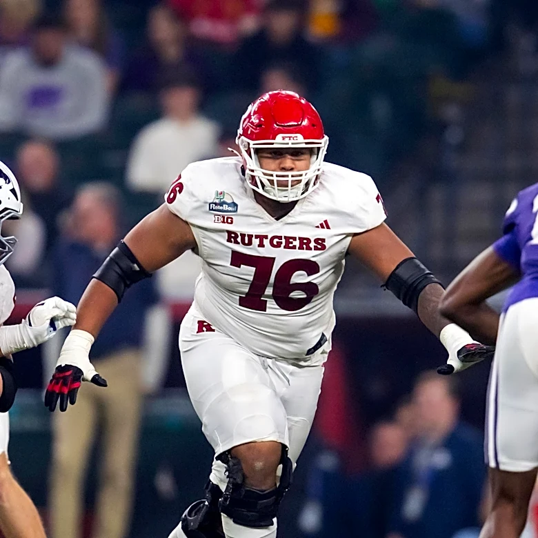 Moses Walker and Dantae Chin Named to Comeback Player of the Year Watchlist