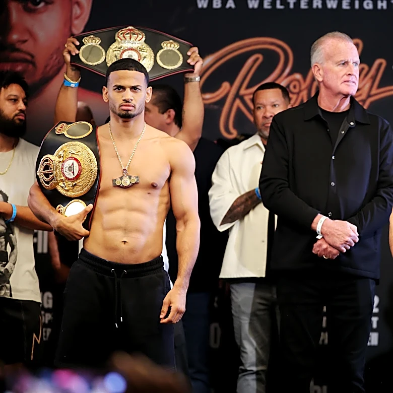 Rolly Romero vs. Teofimo Lopez live round-by-round updates