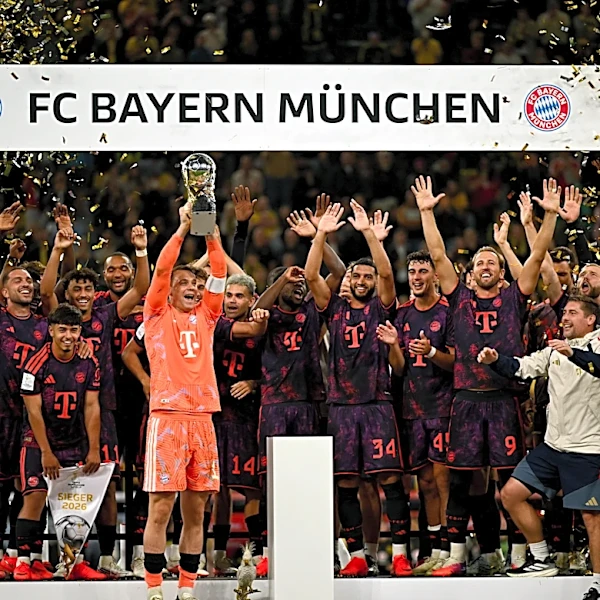 Bayern Munich’s Manuel Neuer beats Thomas Müller trophy record