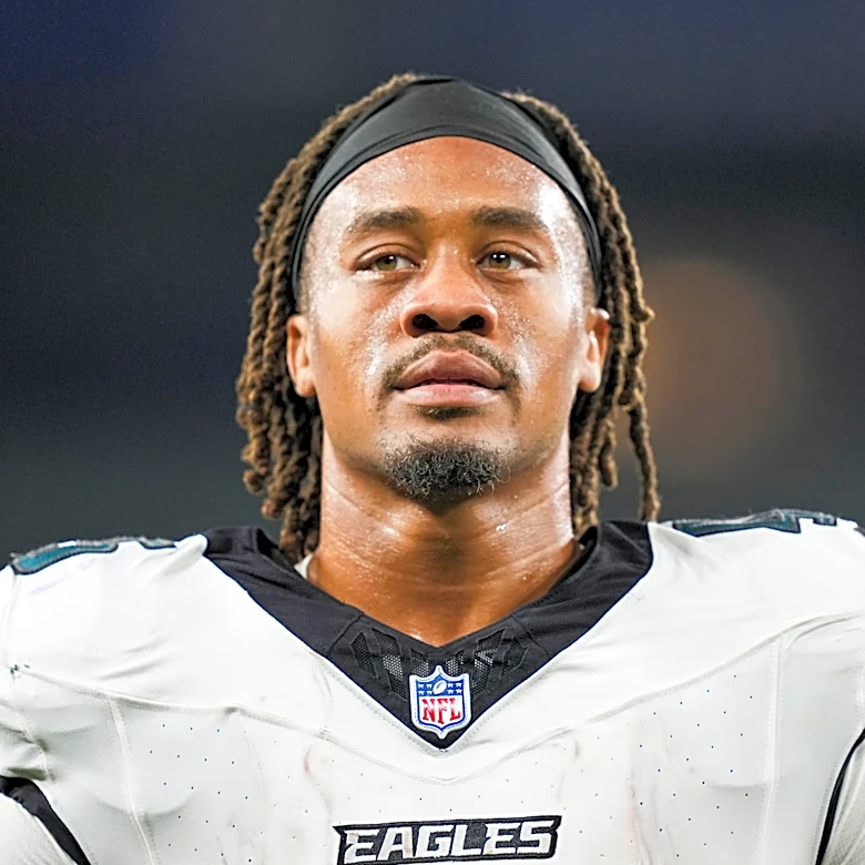 Ja’Quinden Jackson injury: Eagles RB leaves Patriots preseason game in ambulance