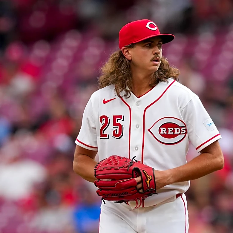 Cincinnati Reds vs. Arizona Diamondbacks – Rhett Lowder vs. Michael Soroka