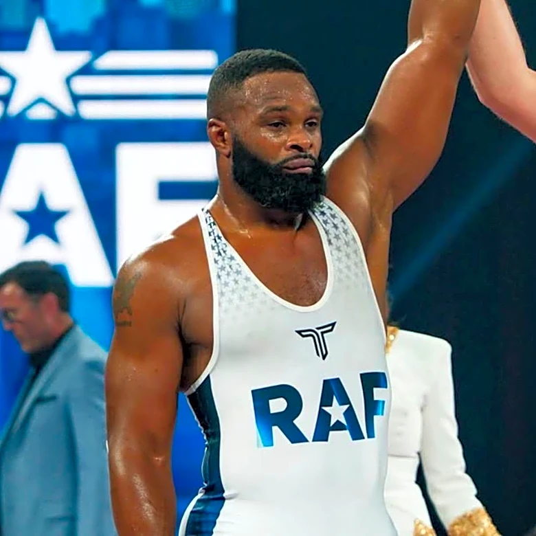 RAF 12 results: Tyron Woodley storms back from 8 points down to beat Joaquin Buckley