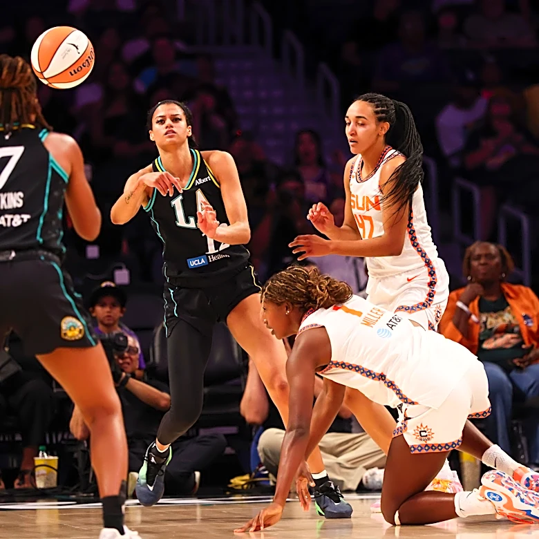 Sparks snap losing streak despite ice cold fourth quarter