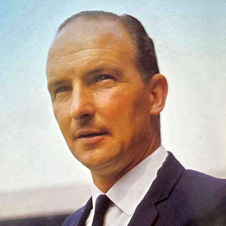 On This Day (23 Aug 1967): Martin Sets Sunderland On Their Way Against Fulham