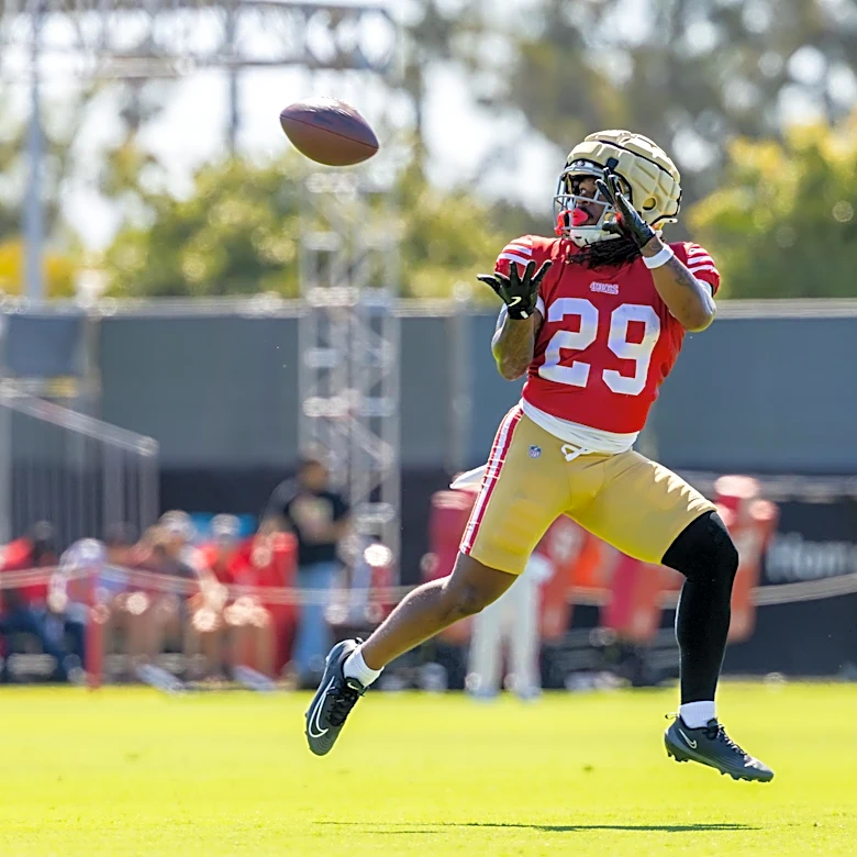 49ers News: A bombshell (Jordan James) enters the villa (the running back room)