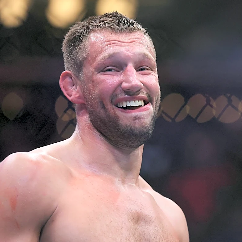 UFC Sacramento payouts revealed: Reinier de Ridder banks $360,000 for stopping Roman Dolidze