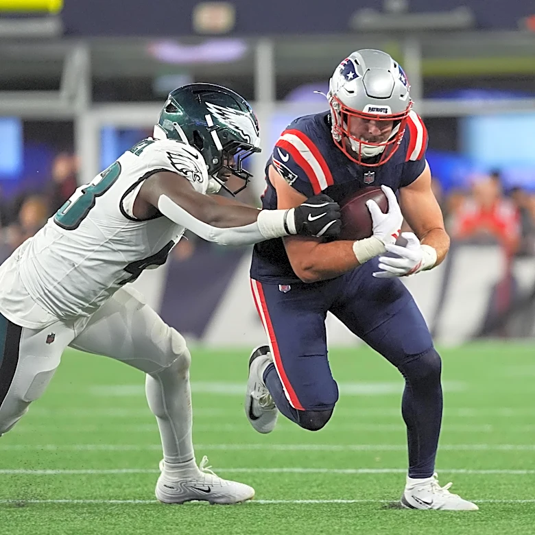 ‘Gritty, tough’ Lan Larison distinguishes himself in Patriots running back competition