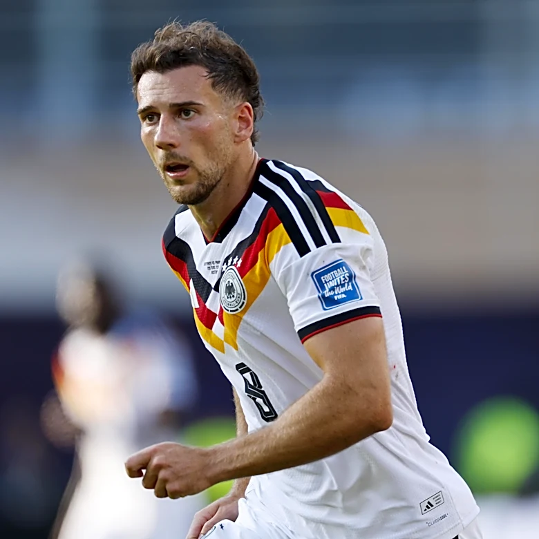 Former Bayern Munich midfielder Leon Goretzka headed to Aston Villa per report