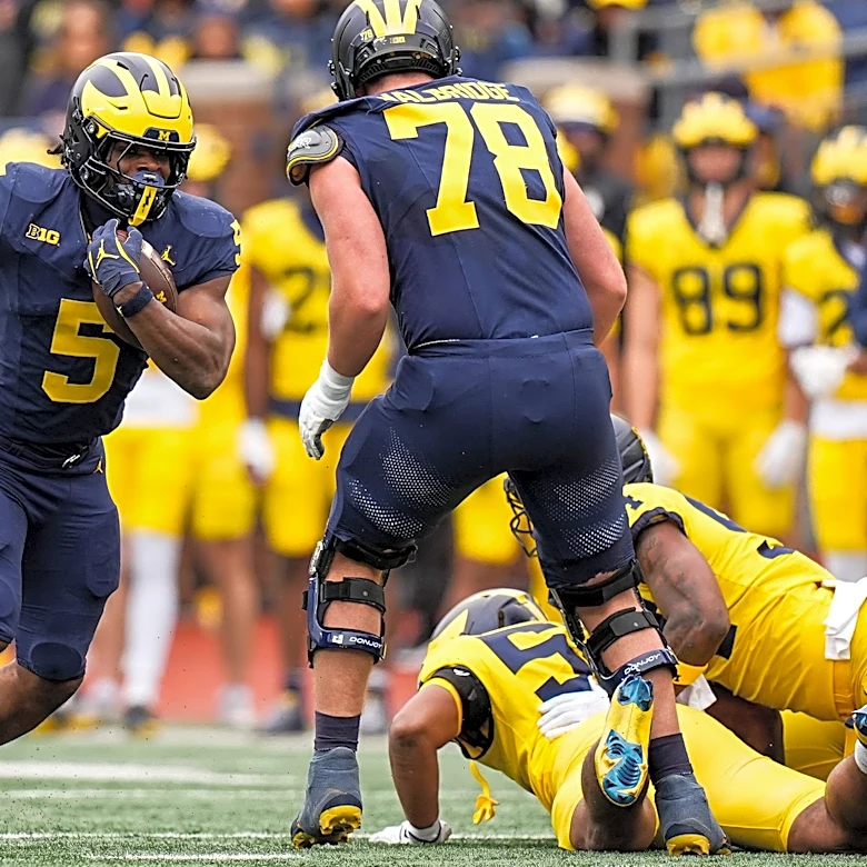 Fans weigh in on Michigan Football’s AP Top 25 ranking