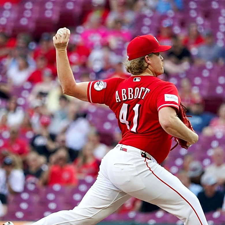 Cincinnati Reds vs. Arizona Diamondbacks – Andrew Abbott vs. Mitch Bratt